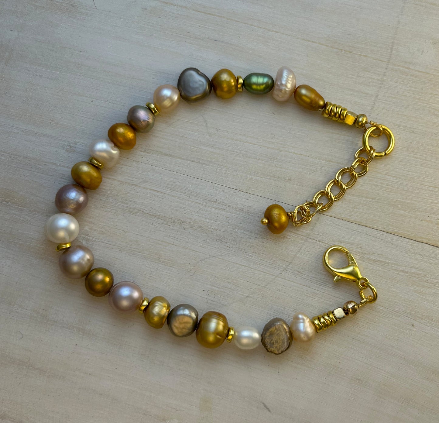 Multi-colored Freshwater Pearl Bracelet
